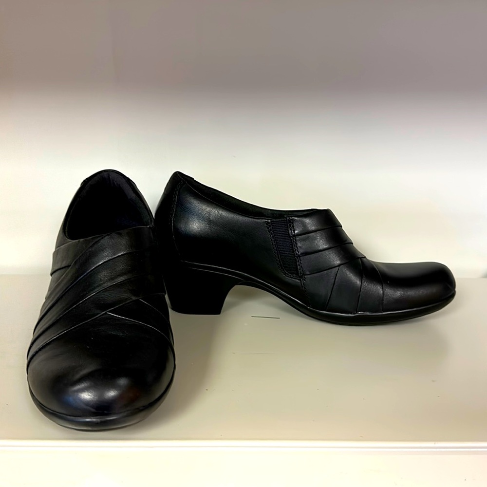 Women’s shoes